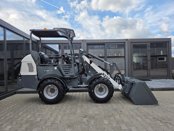 Ładowarka kołowa X212 bez kabiny 4