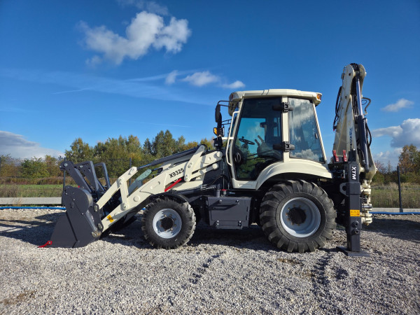 Koparko ładowarka XTM X9325 3