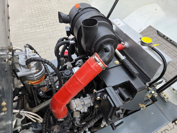 Ładowarka kołowa z kabiną XTM X316