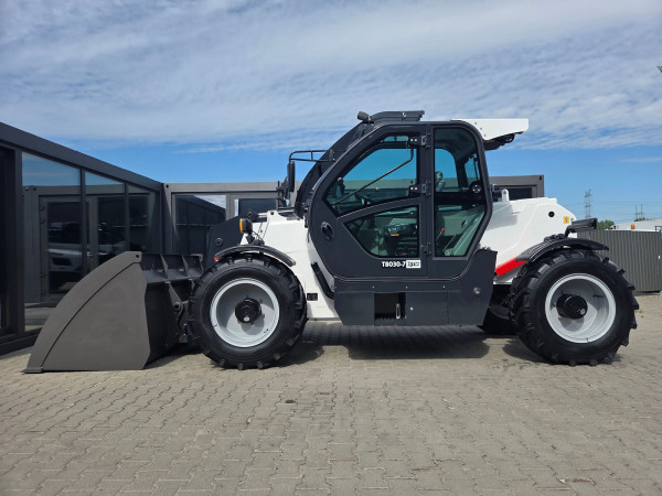 Ładowarka teleskopowa T8030-7 | Sklep XTMGroup.pl