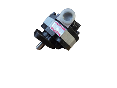 Pompa oleju hydraulicznego (jazdy) B930 | XTM GROUP