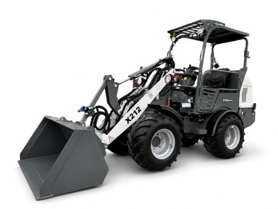 Ładowarka kołowa bez kabiny X212 | XTMGroup.pl