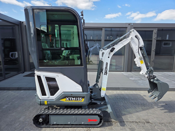 Minikoparka z kabiną X15S XTM 3