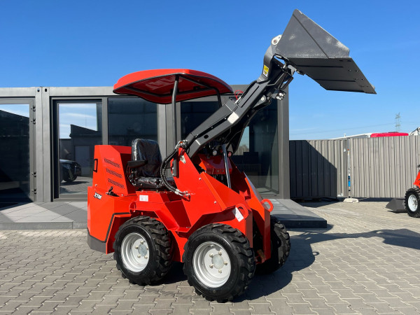 Mini skid steer XTM X480S Ładowarka burtowa