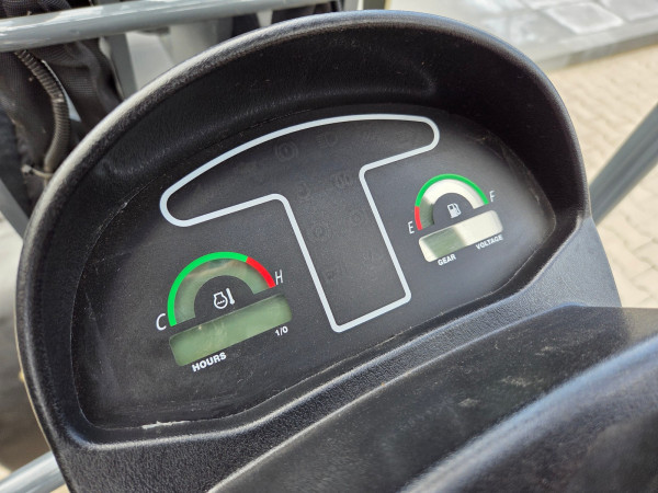 Ładowarka kołowa XTM X106 5a