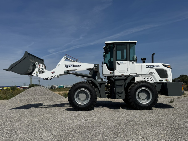 Ładowarka przegubowa B930 | Sklep XTMGroup.pl