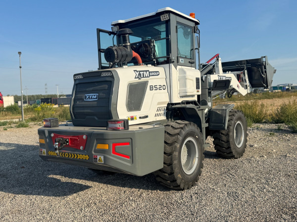 Ładowarka przegubowa B520 3